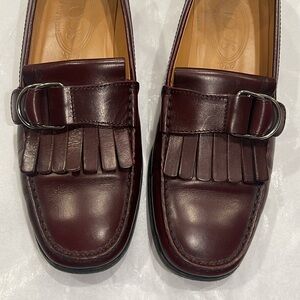 Tod’s Italian made fringe loafers metal accent